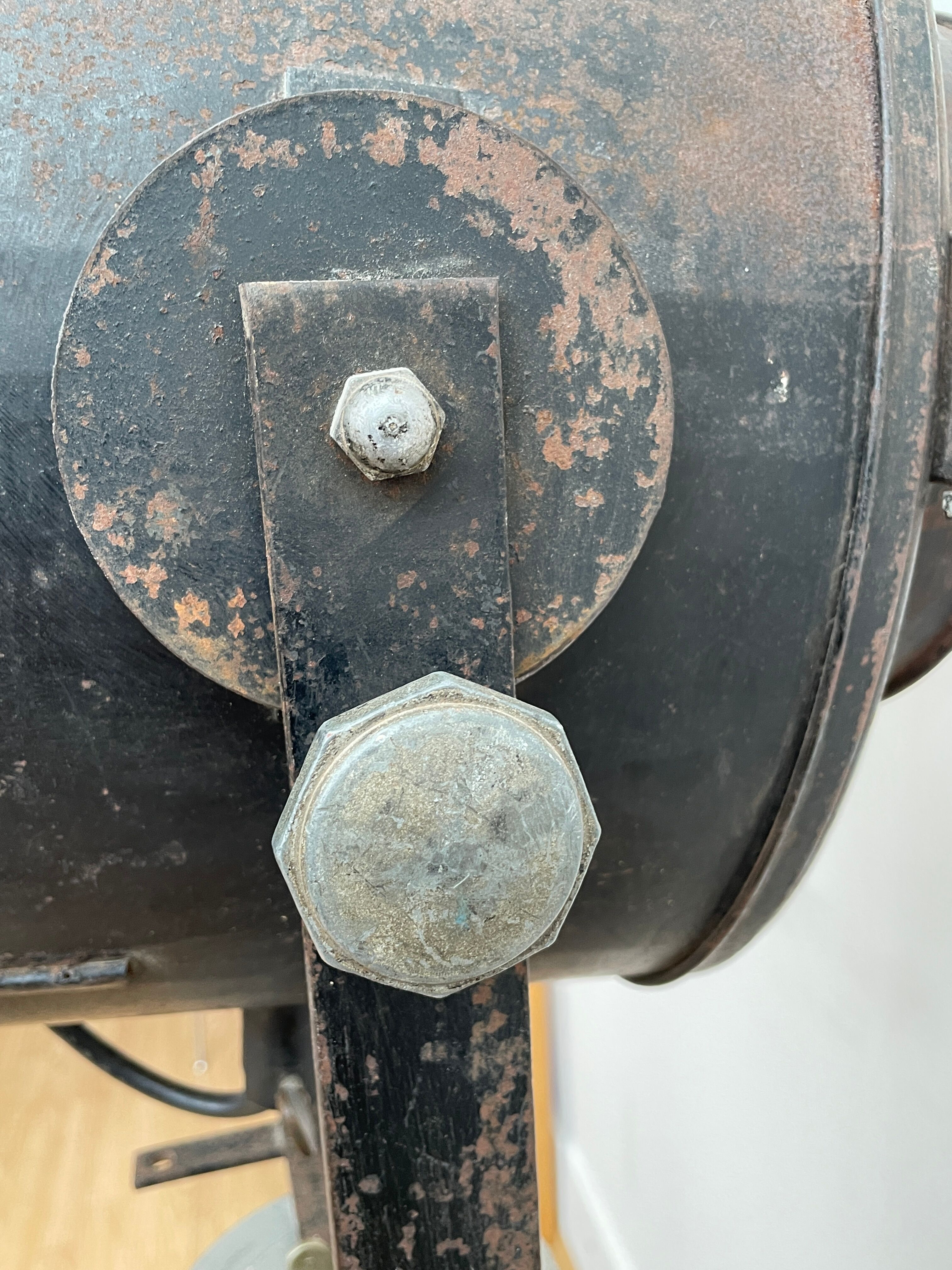 Fully original cremer paris cinema projector