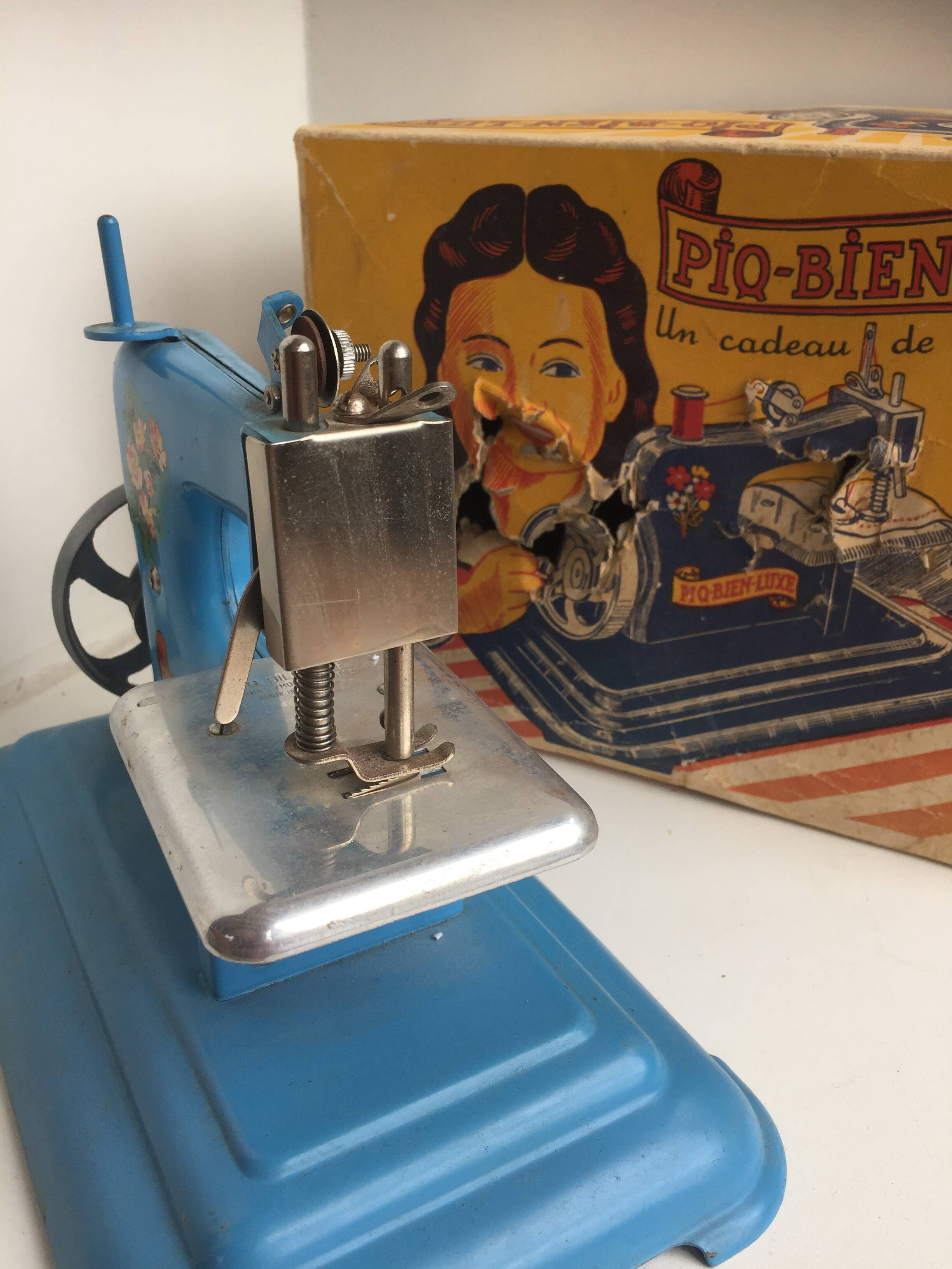 Sewing machine child piq luxury