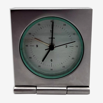 Herve Houplain horloge reveil "Escale" pour Lexon