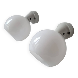 Duo of opaline and porcelain sconces