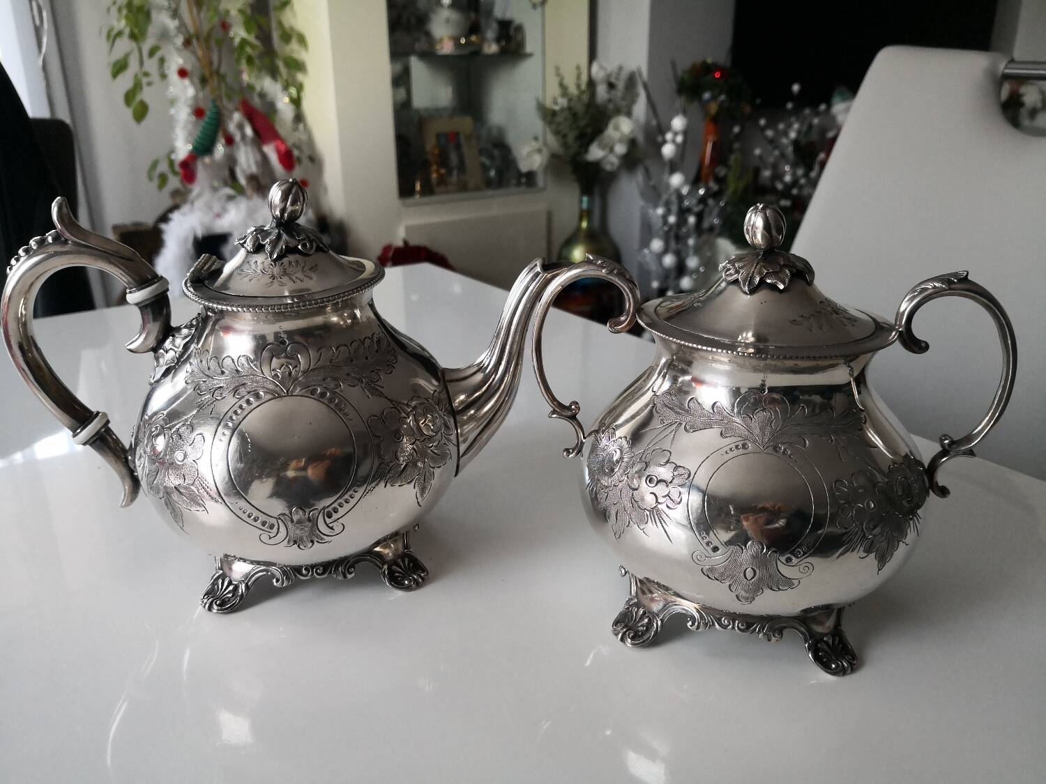 Teapot and sugar bowl Armand Frenais