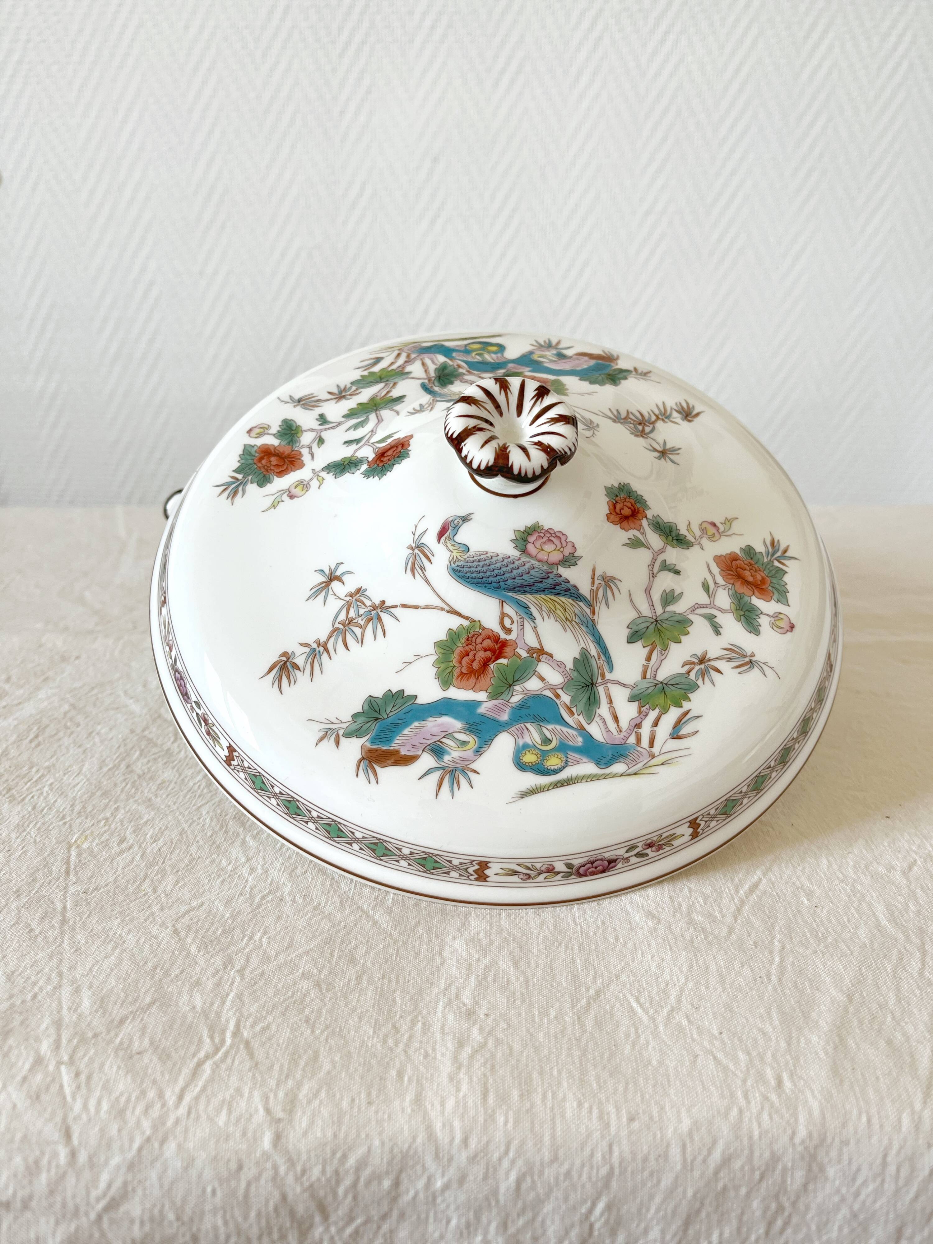 Kutani Crane Wedgwood English earthenware tureen