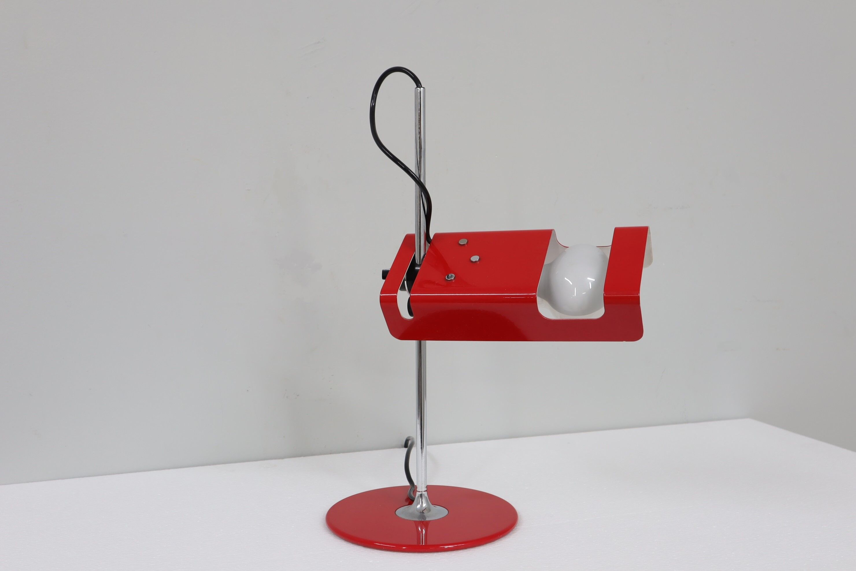 Joe Colombo spider table lamp 1970s