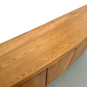 Curved enfilade Maison Regain in solid elm, 1970.