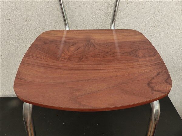 Lot of three chairs in formica effect wood 70