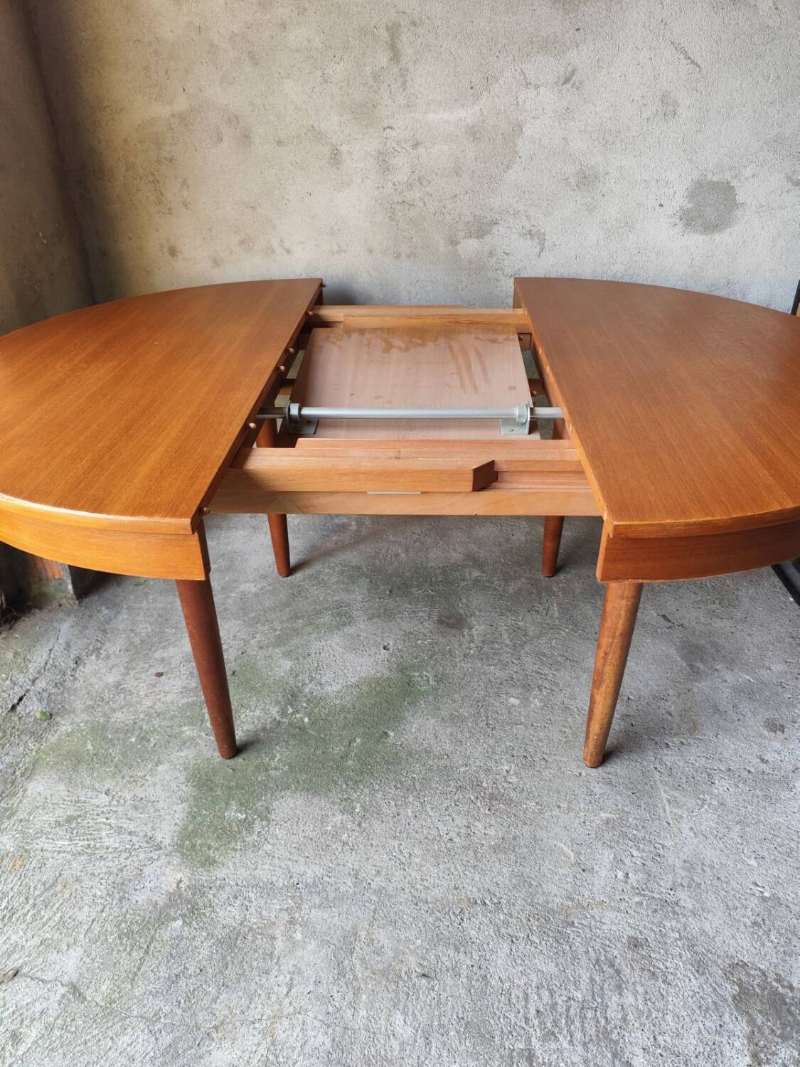 Vintage round dining table
