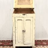 Parisian buffet in the shape of a desk.