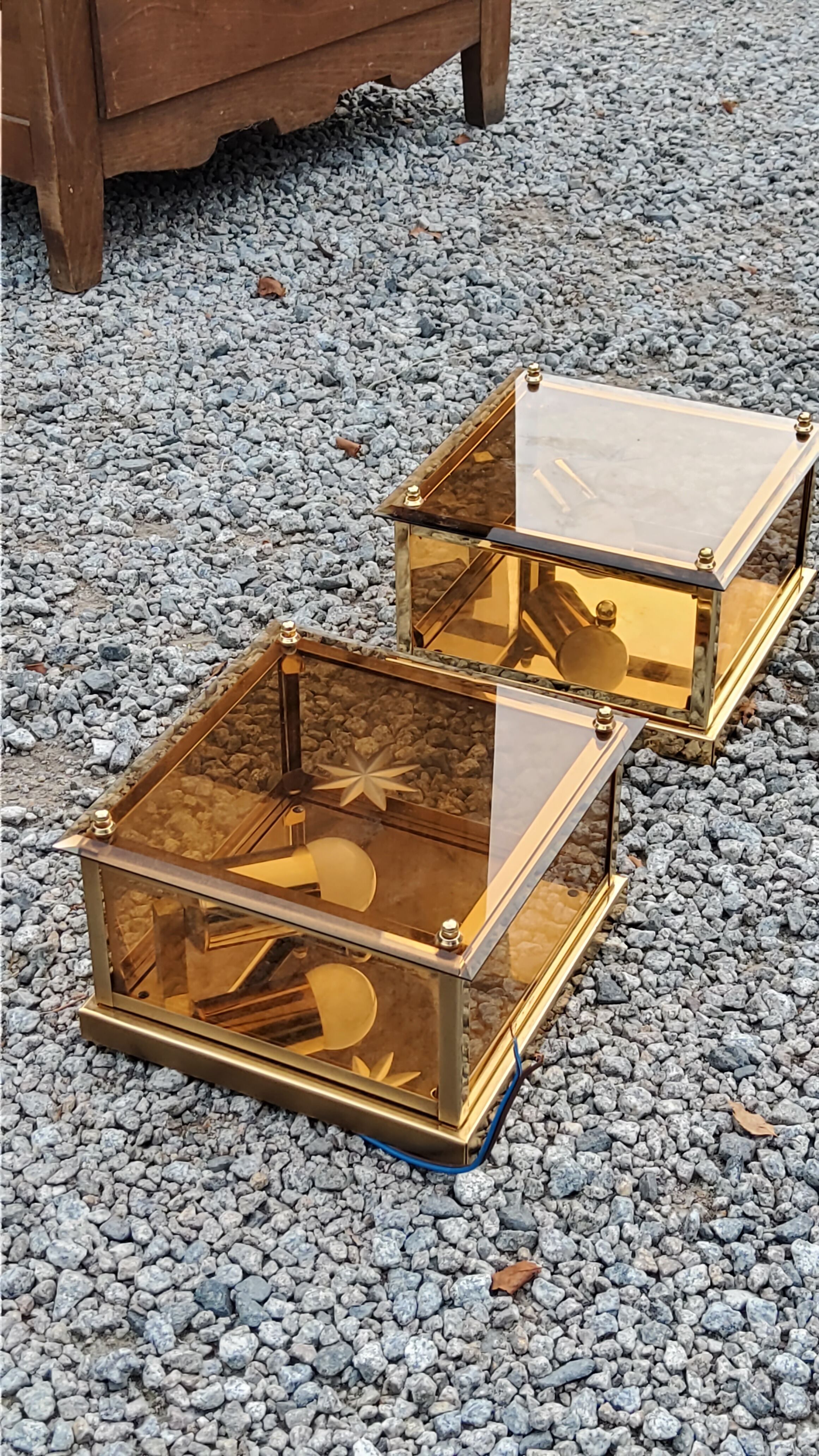 Pair of wall lamps in smoked glass and gilded metal from the 70s/80s