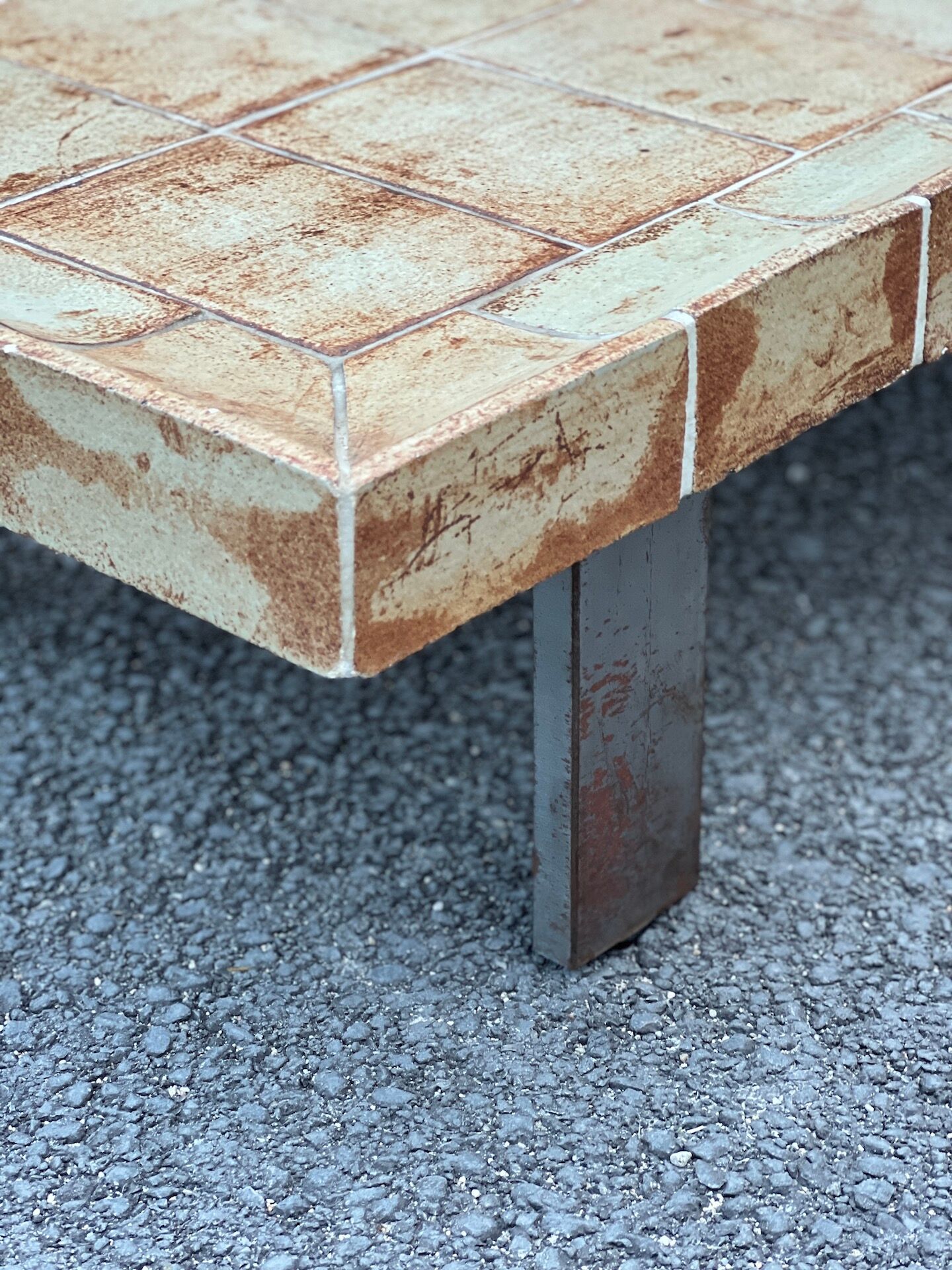 Roger Capron coffee table model "Cuvette" 1960