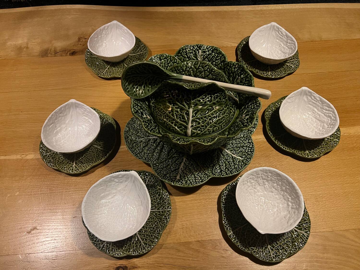 Choux en Barbotine set Soup, bowls and plates
