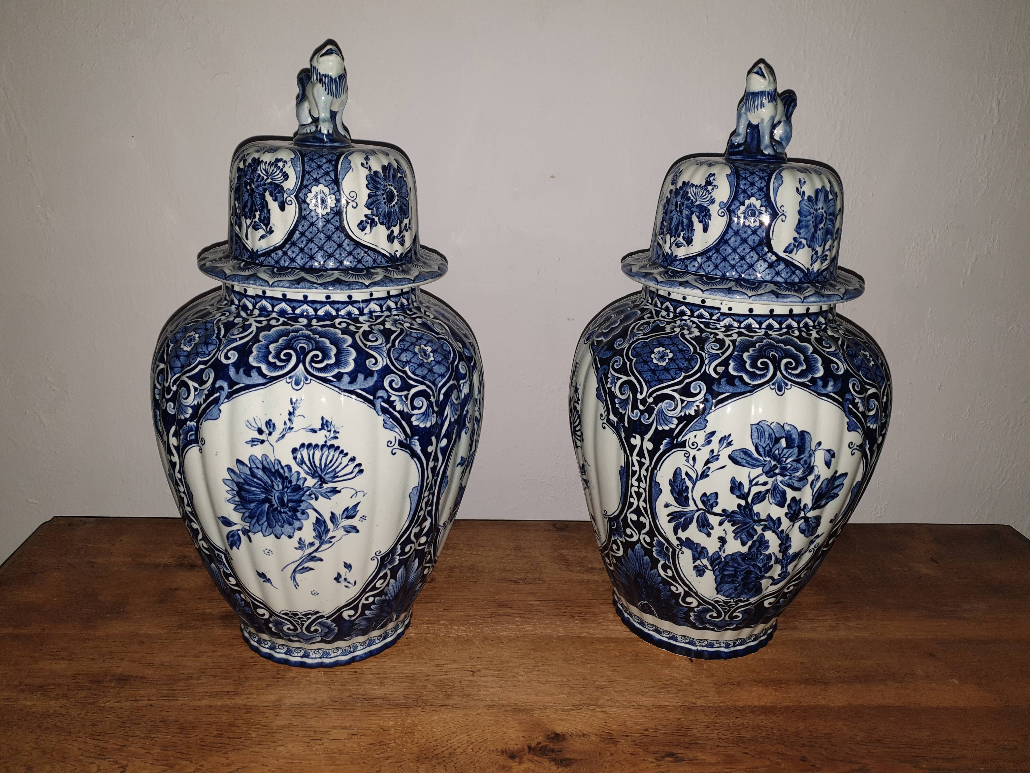 Pair of vases 19th