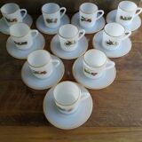 Set de 10 tasses en Arcopal illustrées de vieilles voitures