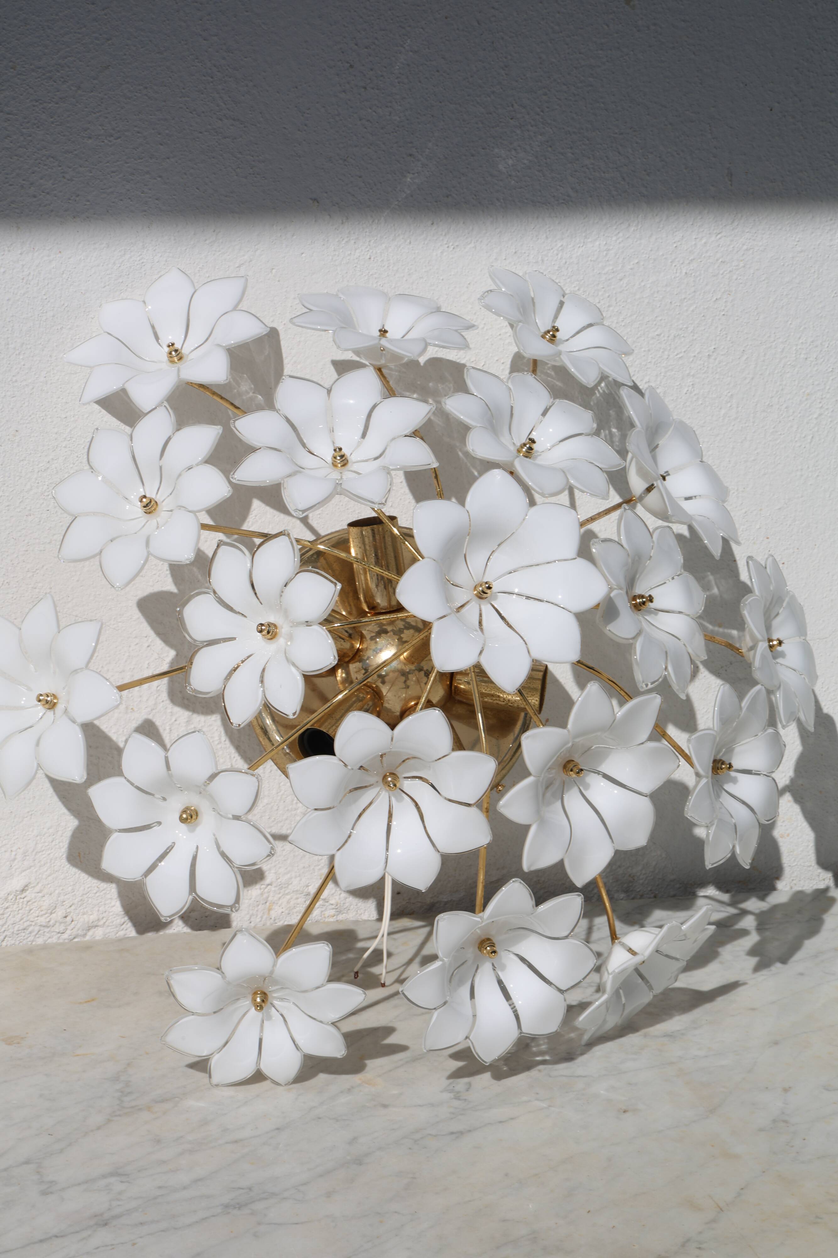 Audrey Hepburn, Delicious Murano Glass Ceiling Light White Wall Light Flowe