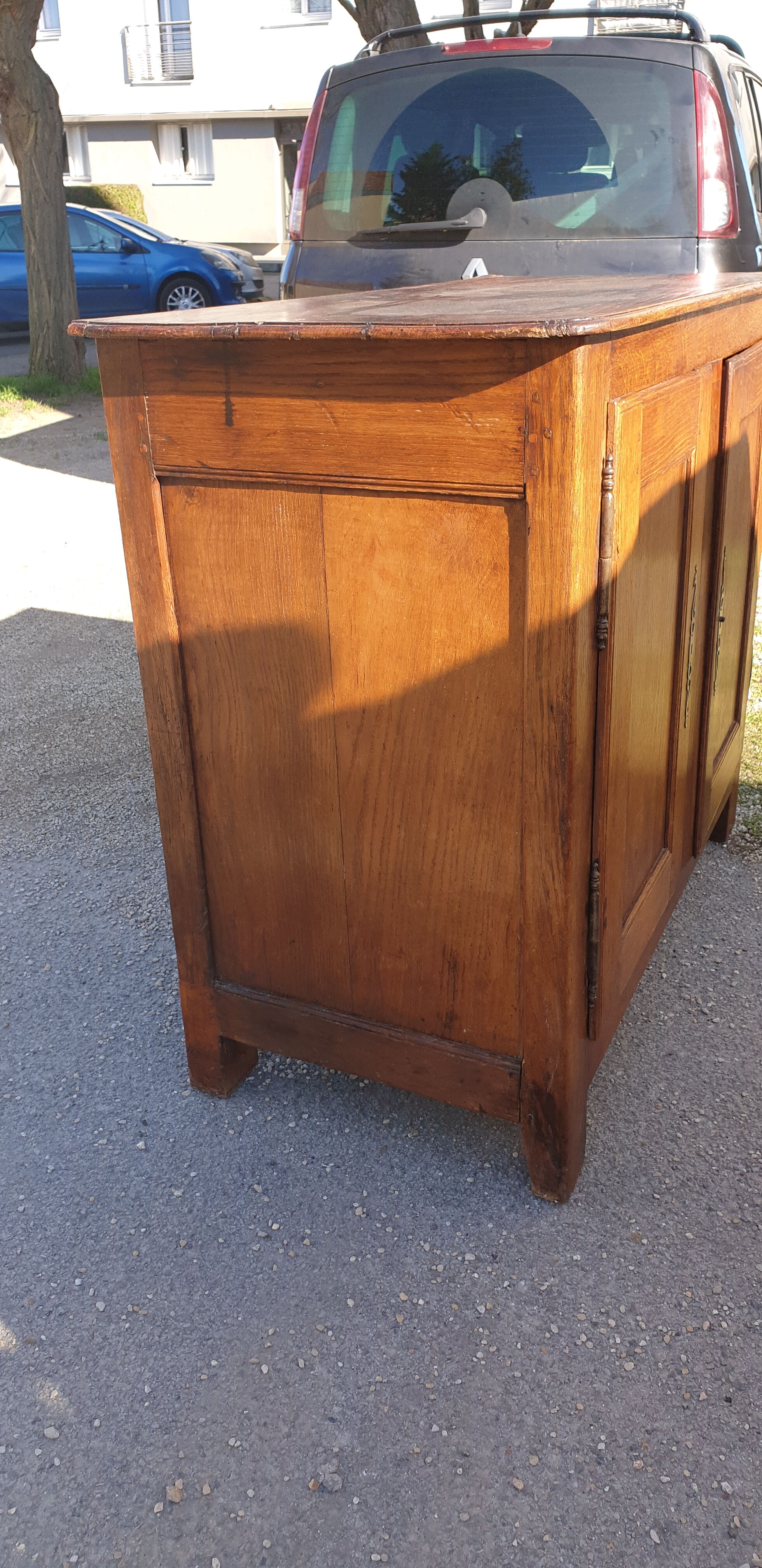 High buffet XVIIIeme