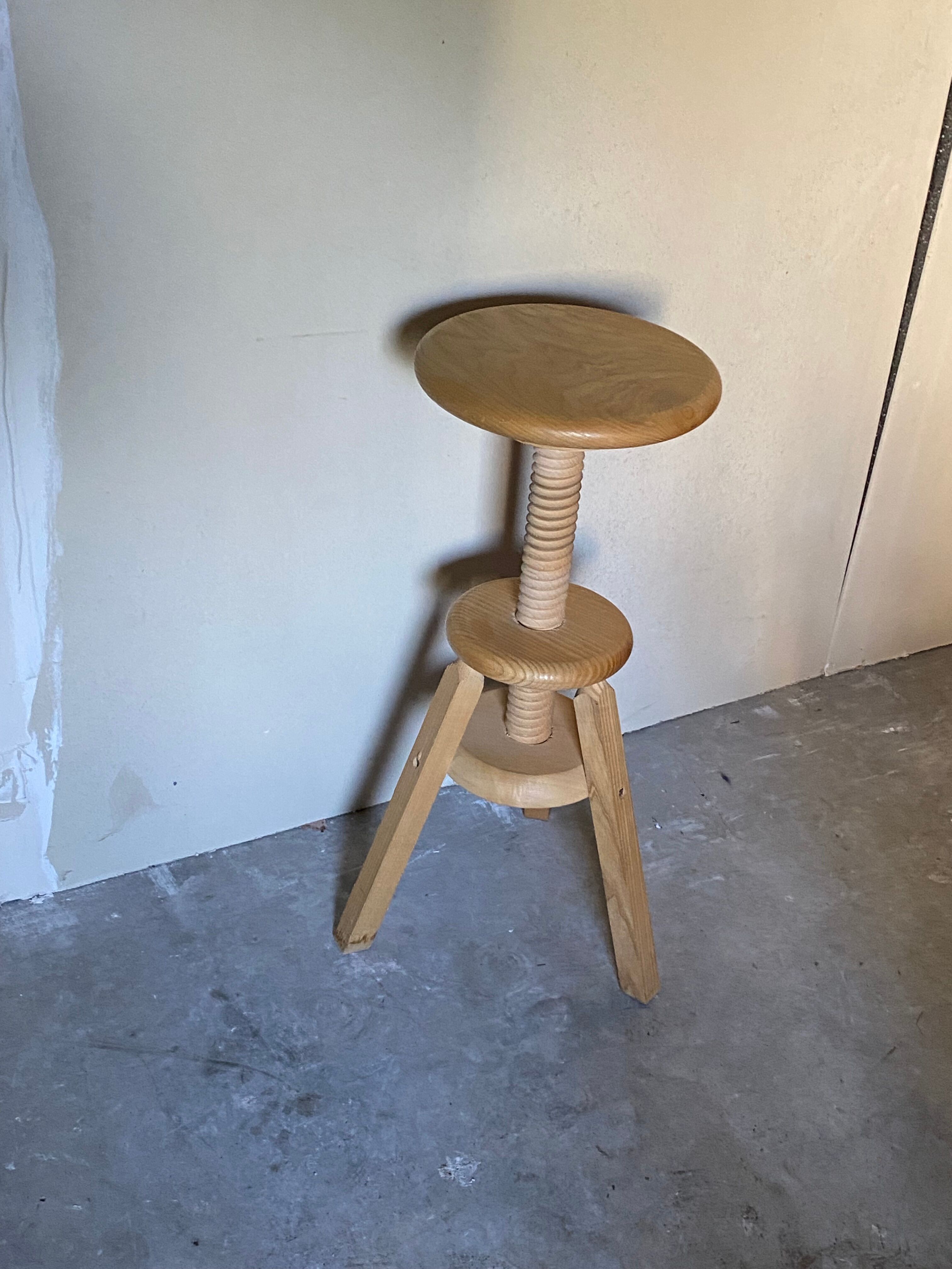 Tabouret d'atelier