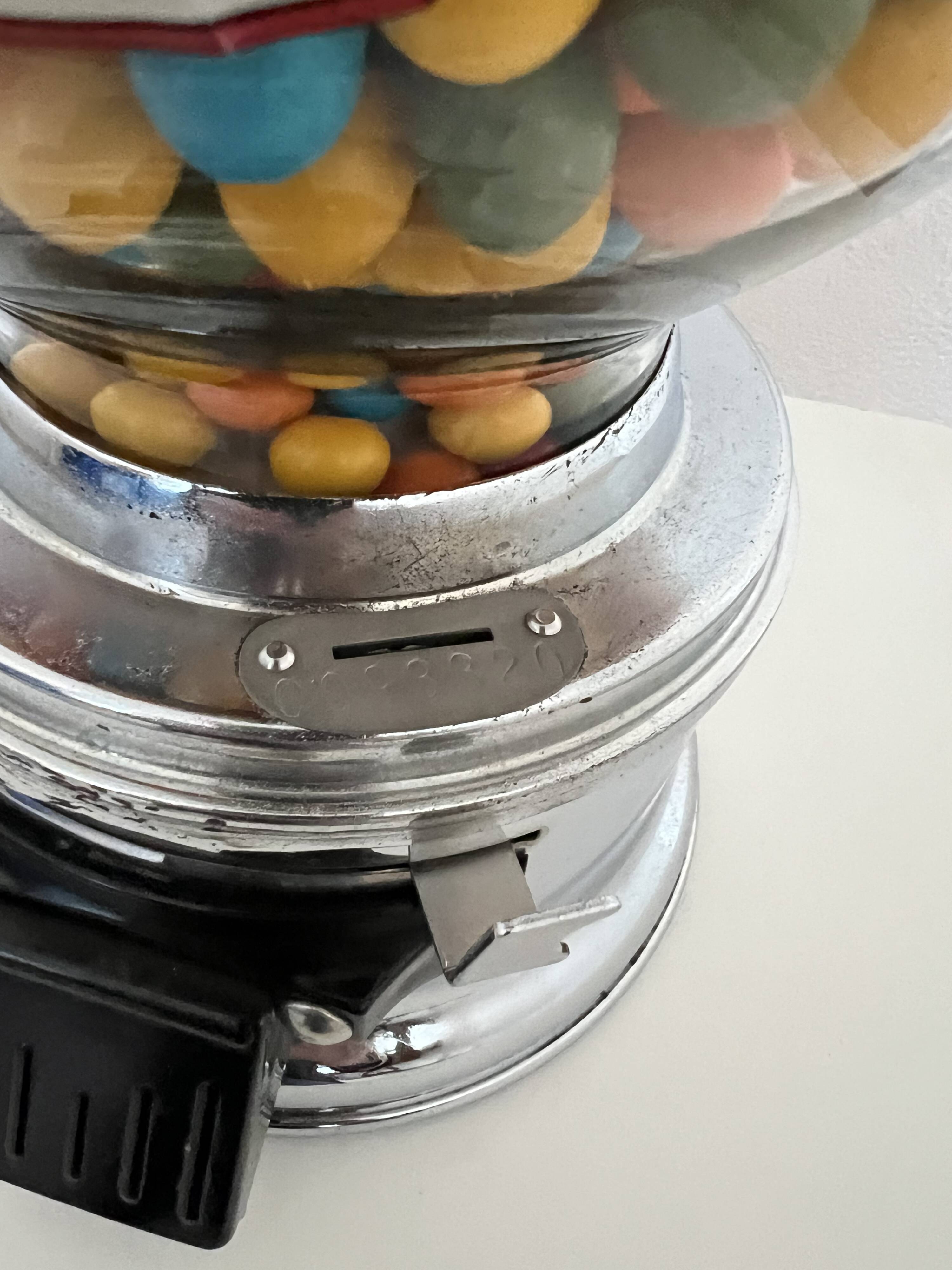 Ford gumball machine distributor US 50s Eames