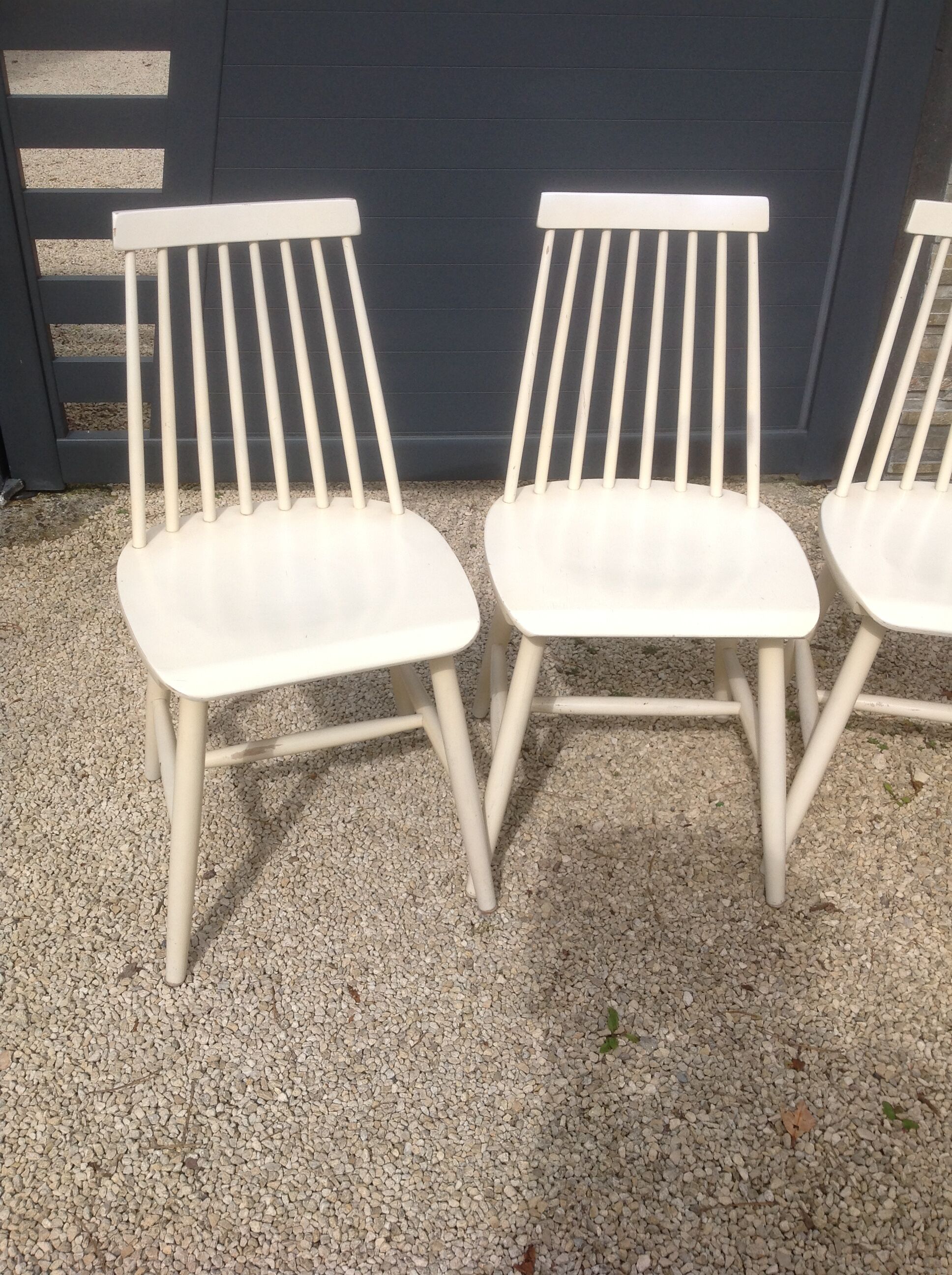 Set of 4 scandinavian style chairs