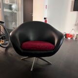 Pair of armchairs Egg 1960 skai black