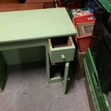 Children's desk