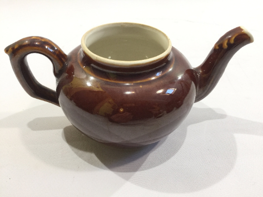 Coffee maker, teapot, milk pot