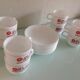 Suite de huit tasses à chocolat Van Houten en Arcopal / vintage années 70