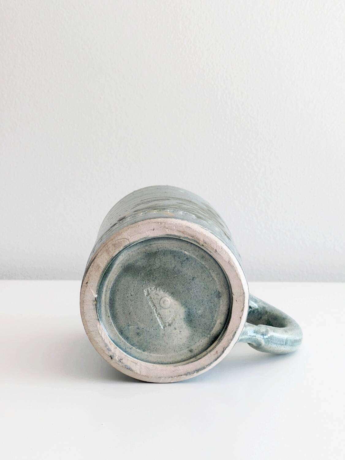 Handcrafted glazed ceramic mug signed. Saint Jorioz.