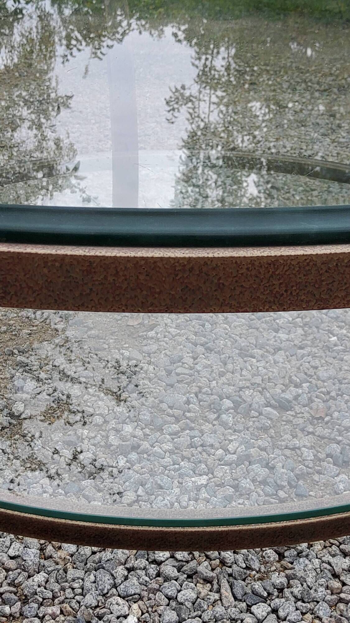 Round coffee table Perre Vandel Villa d'Este double tops in glass base gold metal