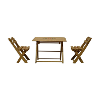 Old miniature doll table furniture and 2 folding garden furniture chairs