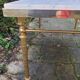 Table basse en marbre et laiton style Louis XV