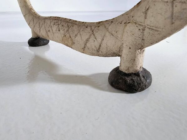 Banc de jardin français du début 1900 avec dragons et flèches