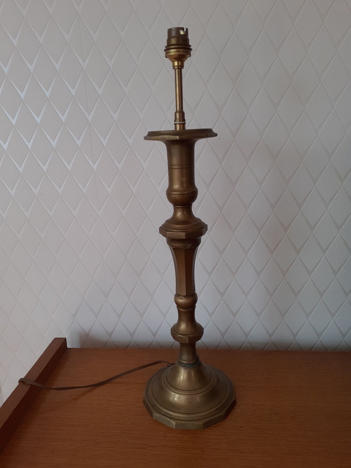 Brass candlestick lamp foot