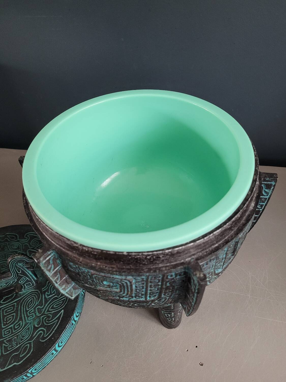 Engraved metal tripod ice bucket