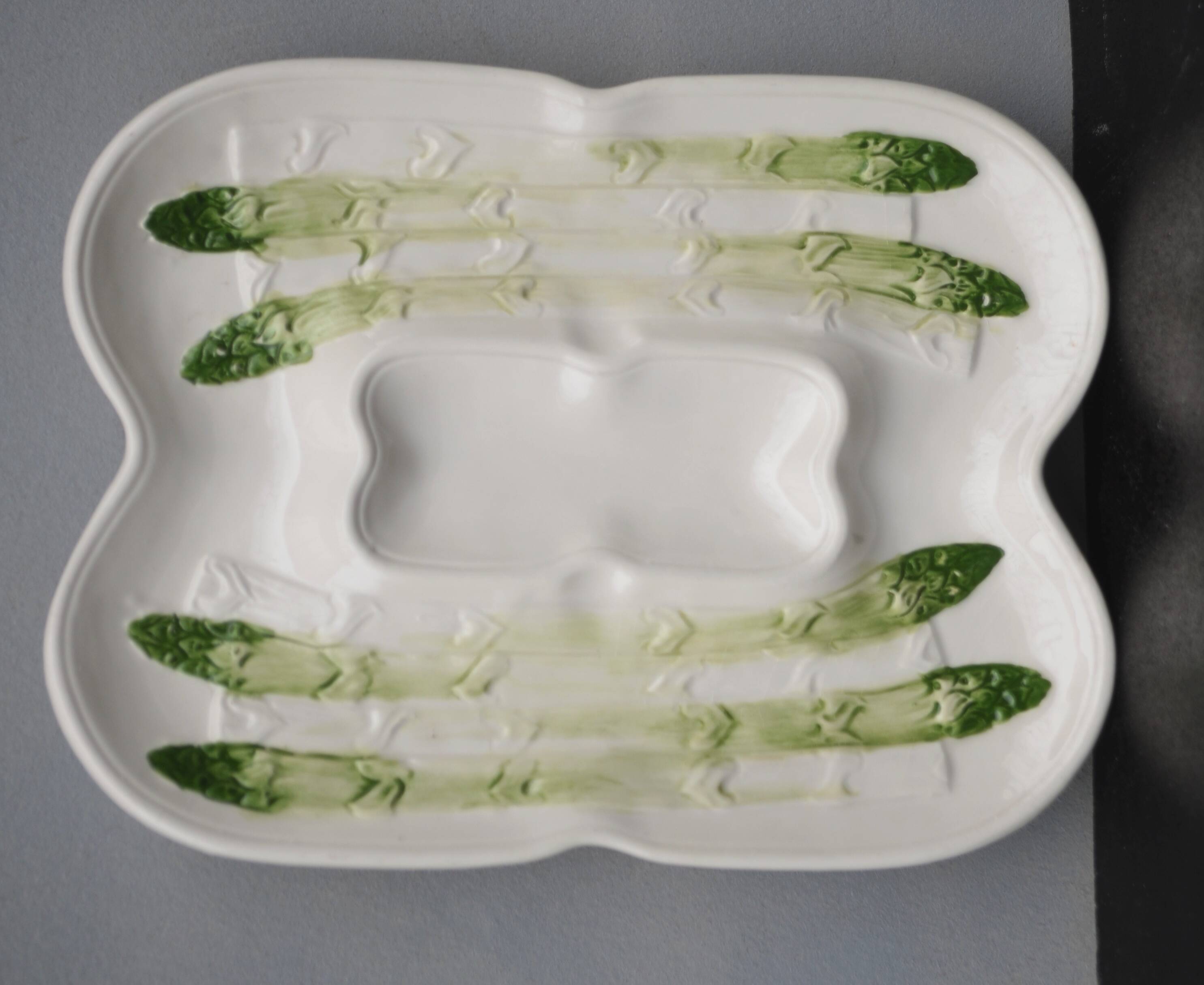Lot of 4 Dish Minton Faience circa 1900 Asparagus Majolica