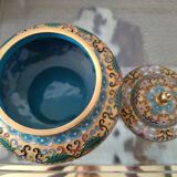 Box in partitioned enamels China
