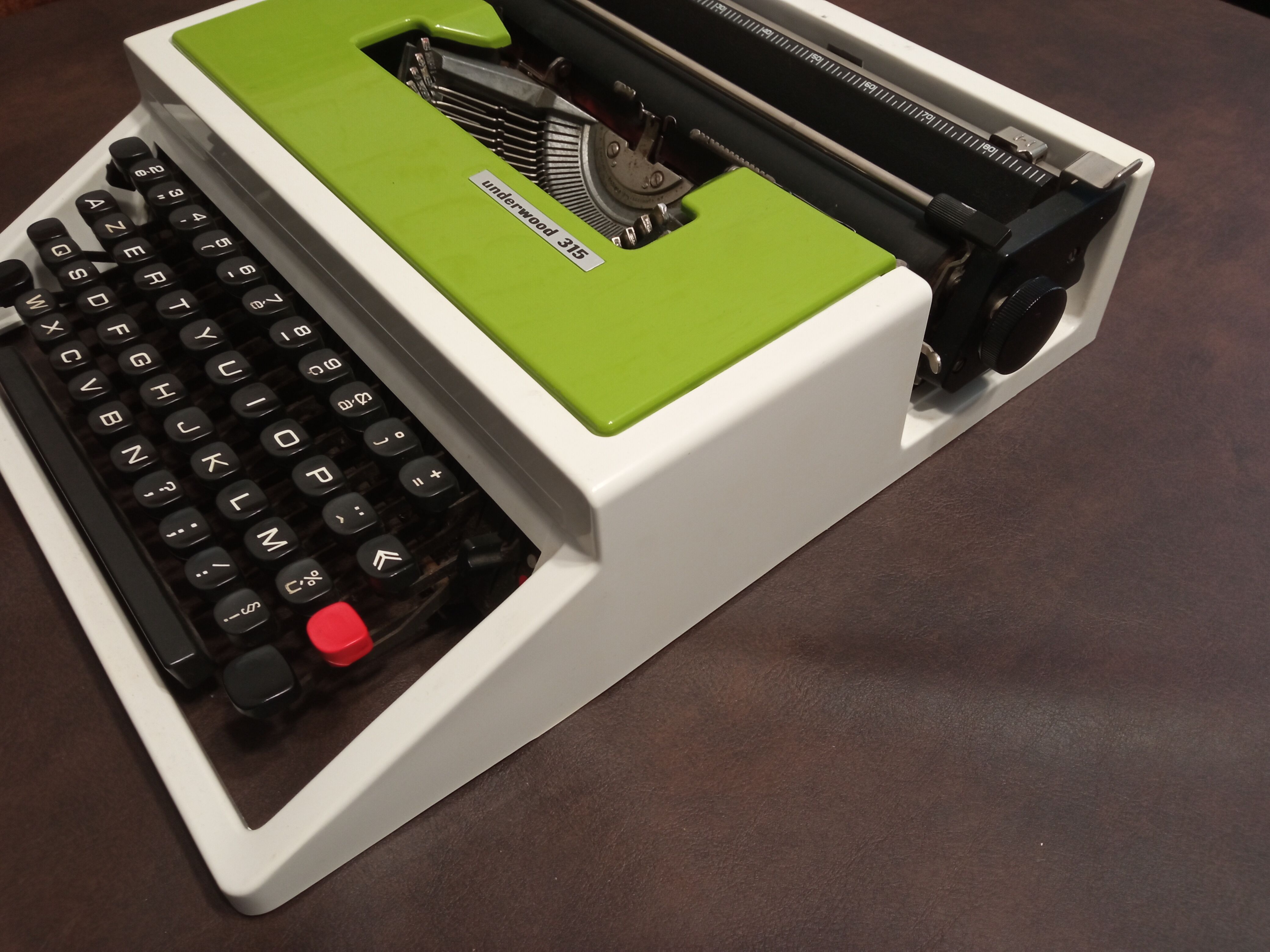 Underwood 315 typewriter