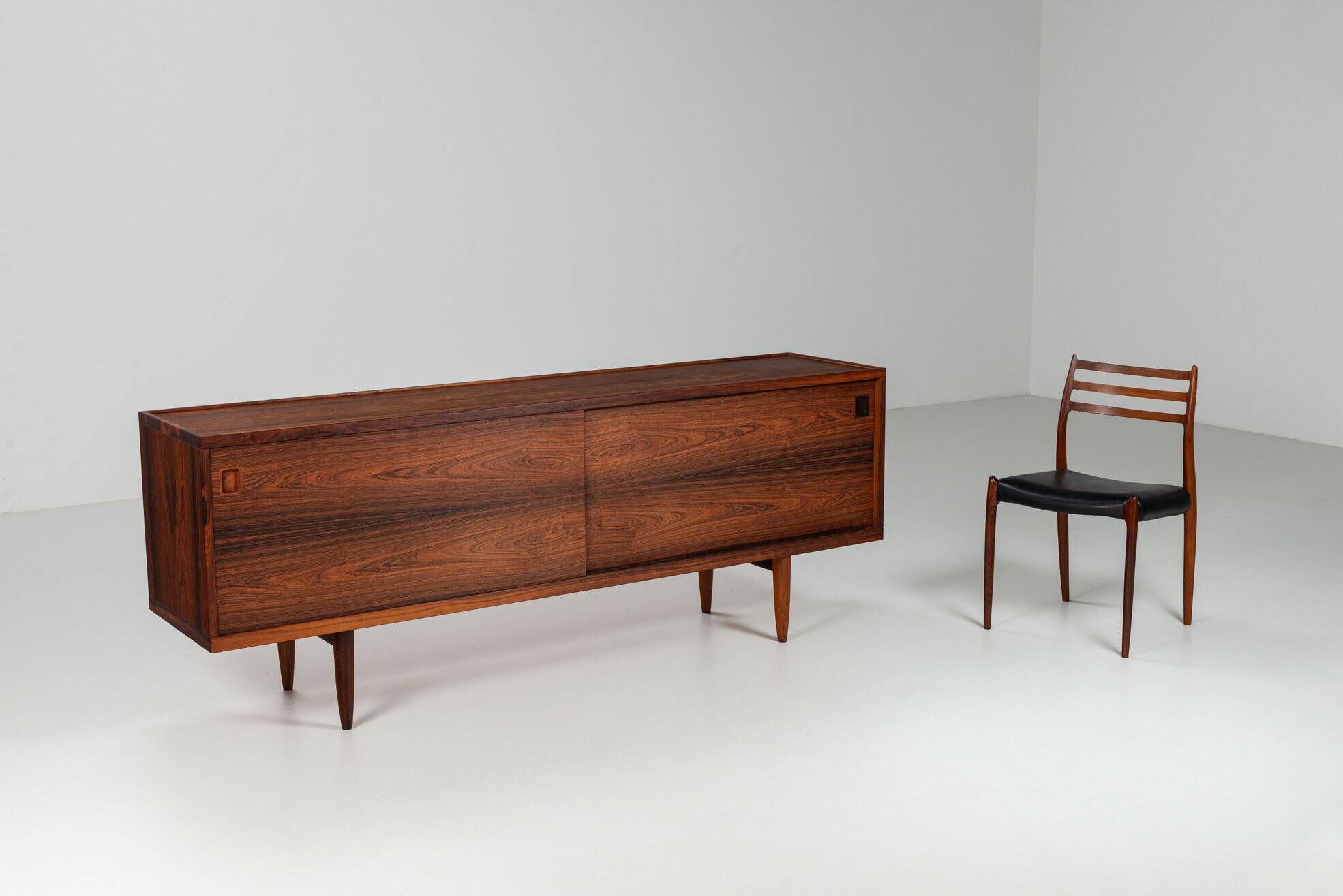 Niels Otto Moller sideboard in rosewood J.L. Mollers Denmark 1960