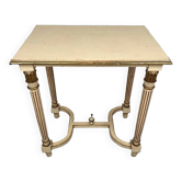 Petite table de style Louis XVI en bois laqué crème rechampi or, milieu XXe
