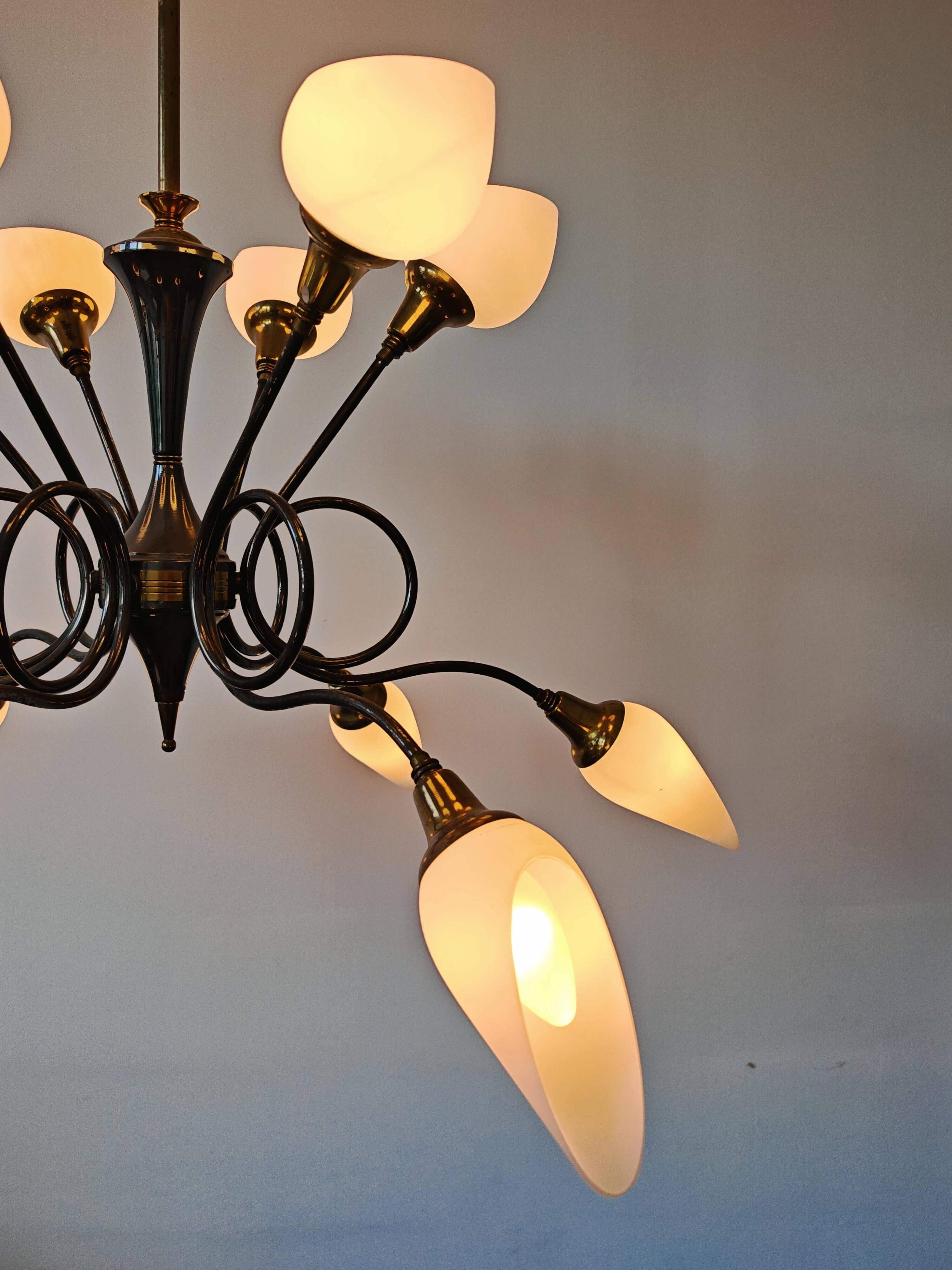 Lustre MiSiècle 12 Brass Arms attributed to Arredoluce 1950s