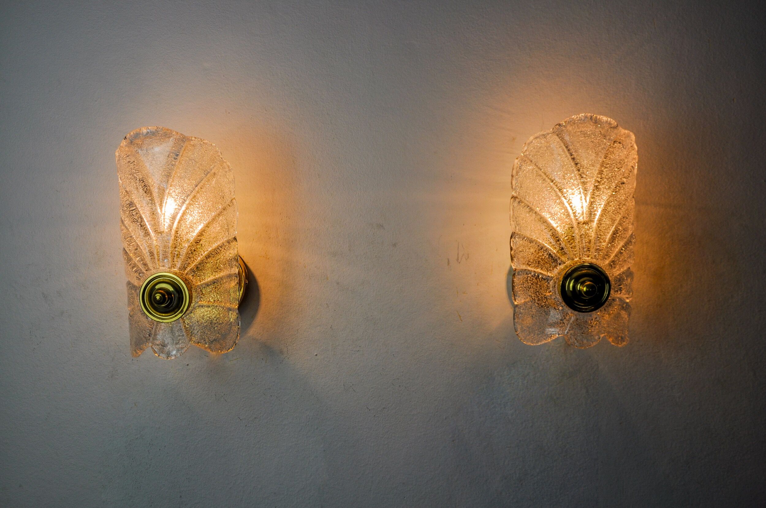 Pair of frosted leaf sconces, murano glass, italy, 1970