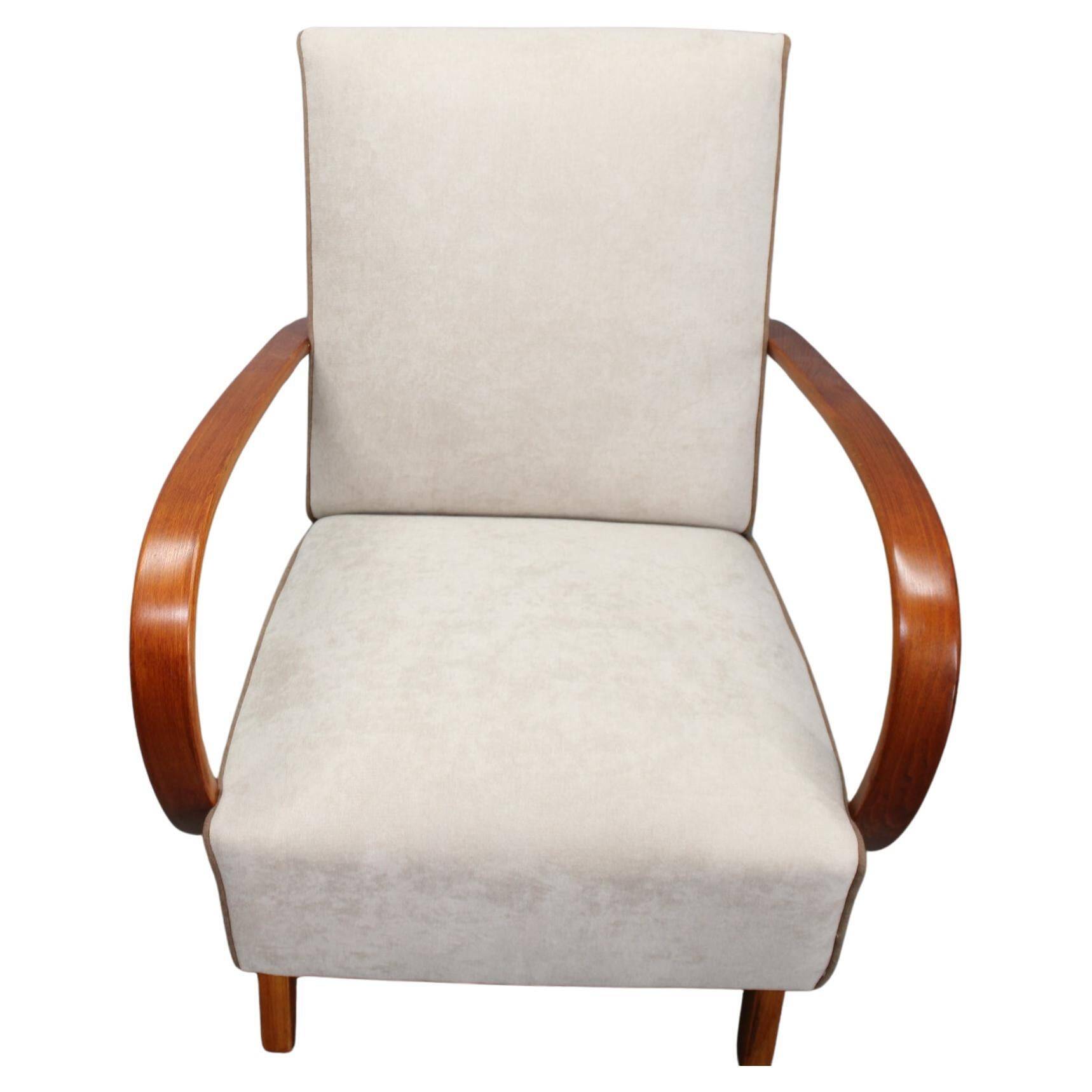 Art Deco armchair by Jindřich Halabala, Czechoslovakia, 1940s