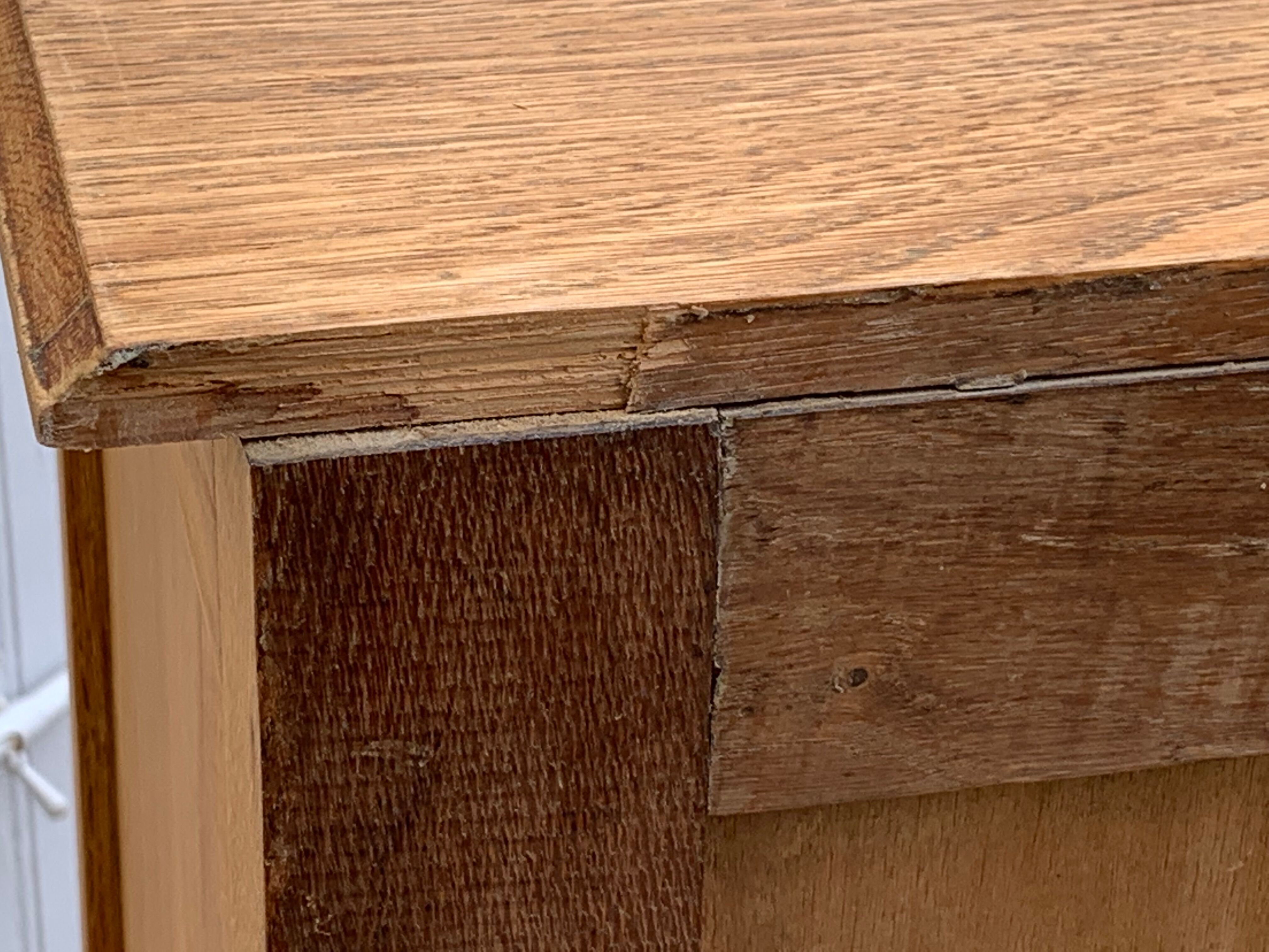 Buffet parisien vitré 1920 bois brut massif