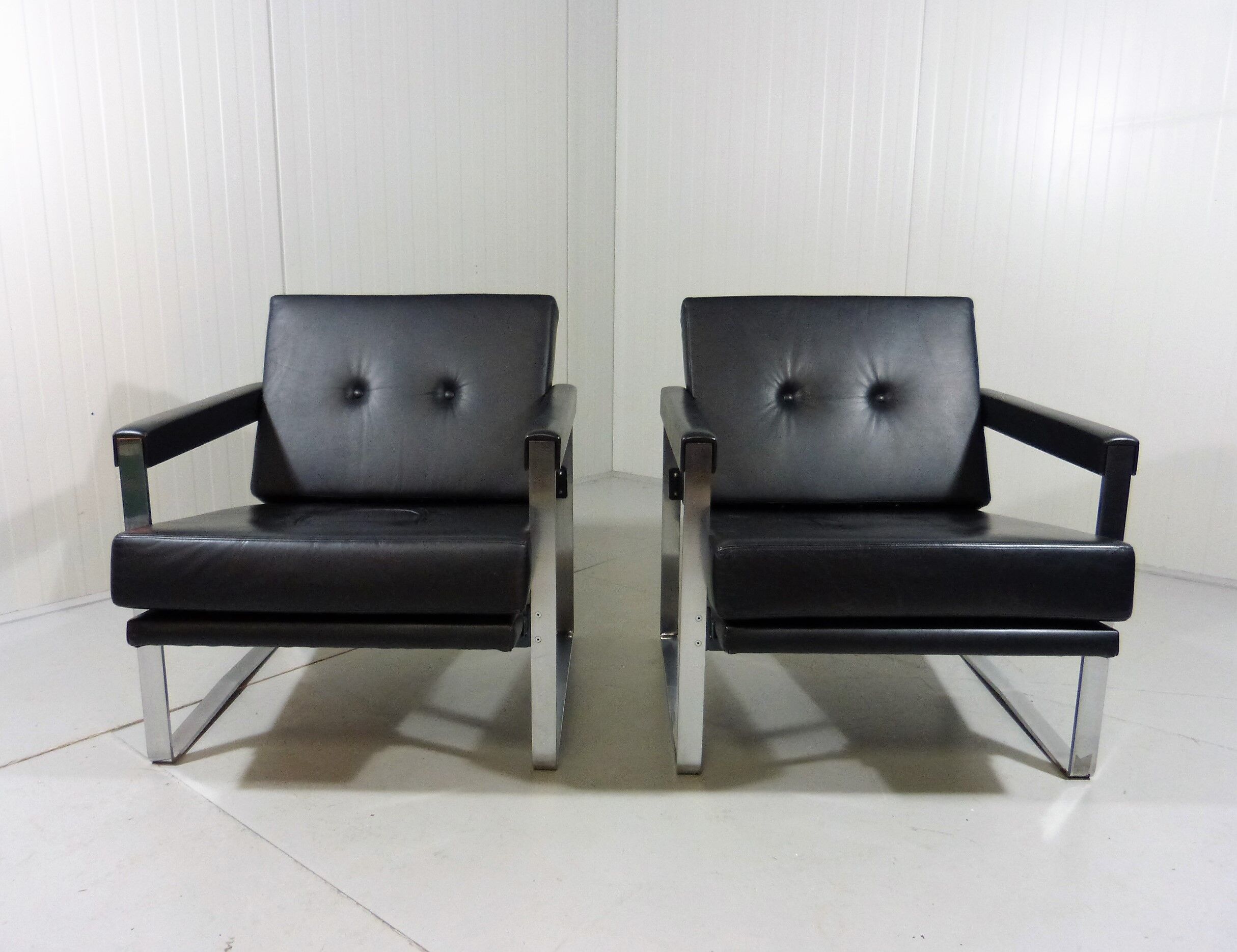 Hein Salomonson black leather lounge chairs 1968