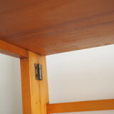 Folding shelf