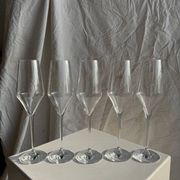 Lot de 5 grandes flûtes à champagne