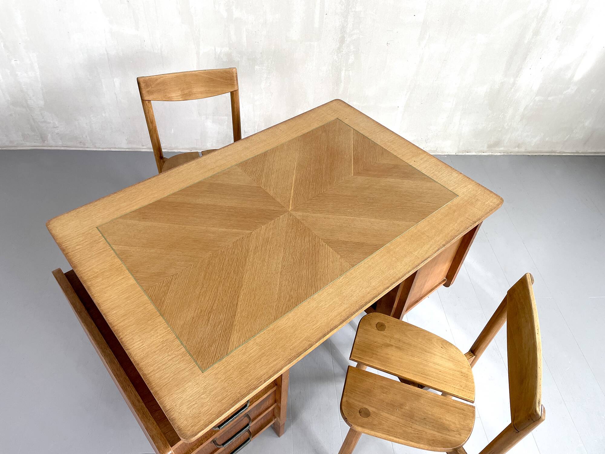 Bureau double à poignées gainées, France 1950