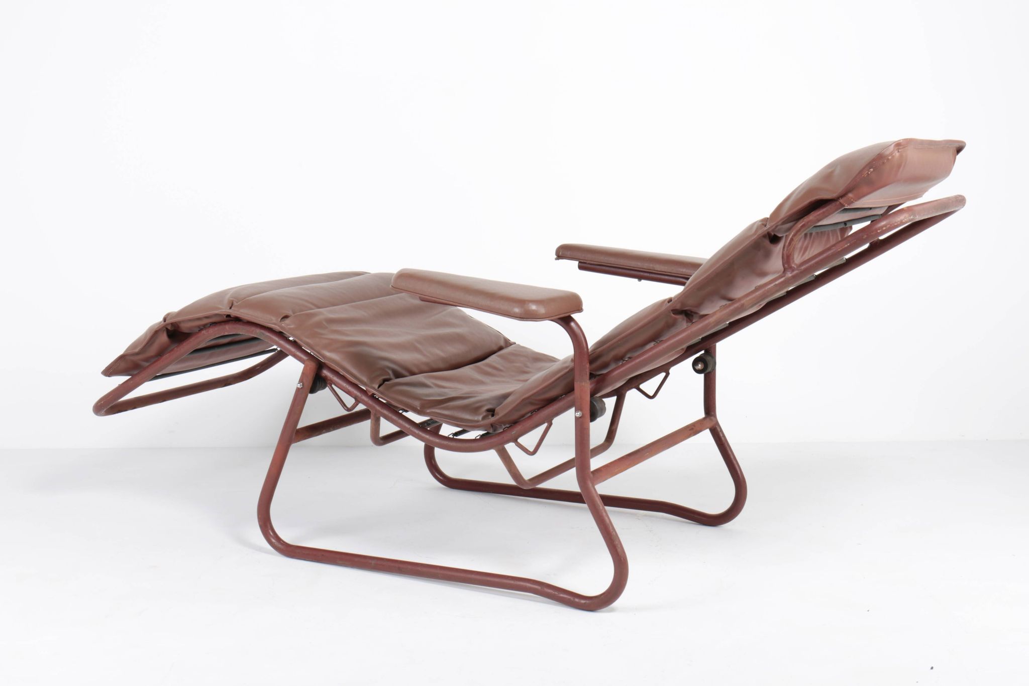 Chaise longue de Jean Lesage, édition Airborne, années 50