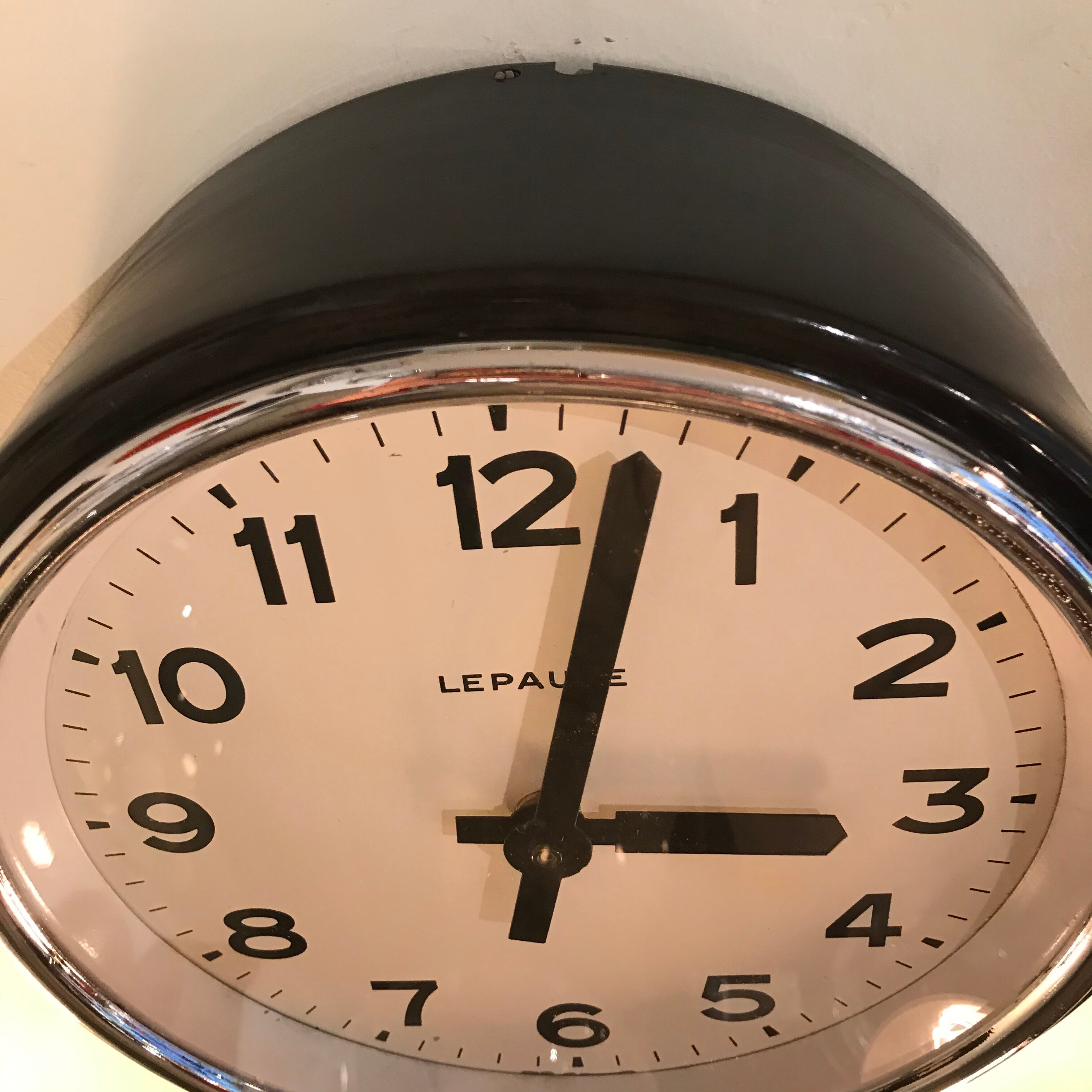 Horloge pendule Lepaute ancienne 25 cm fonctionne industrielle usine gare SNCF atelier