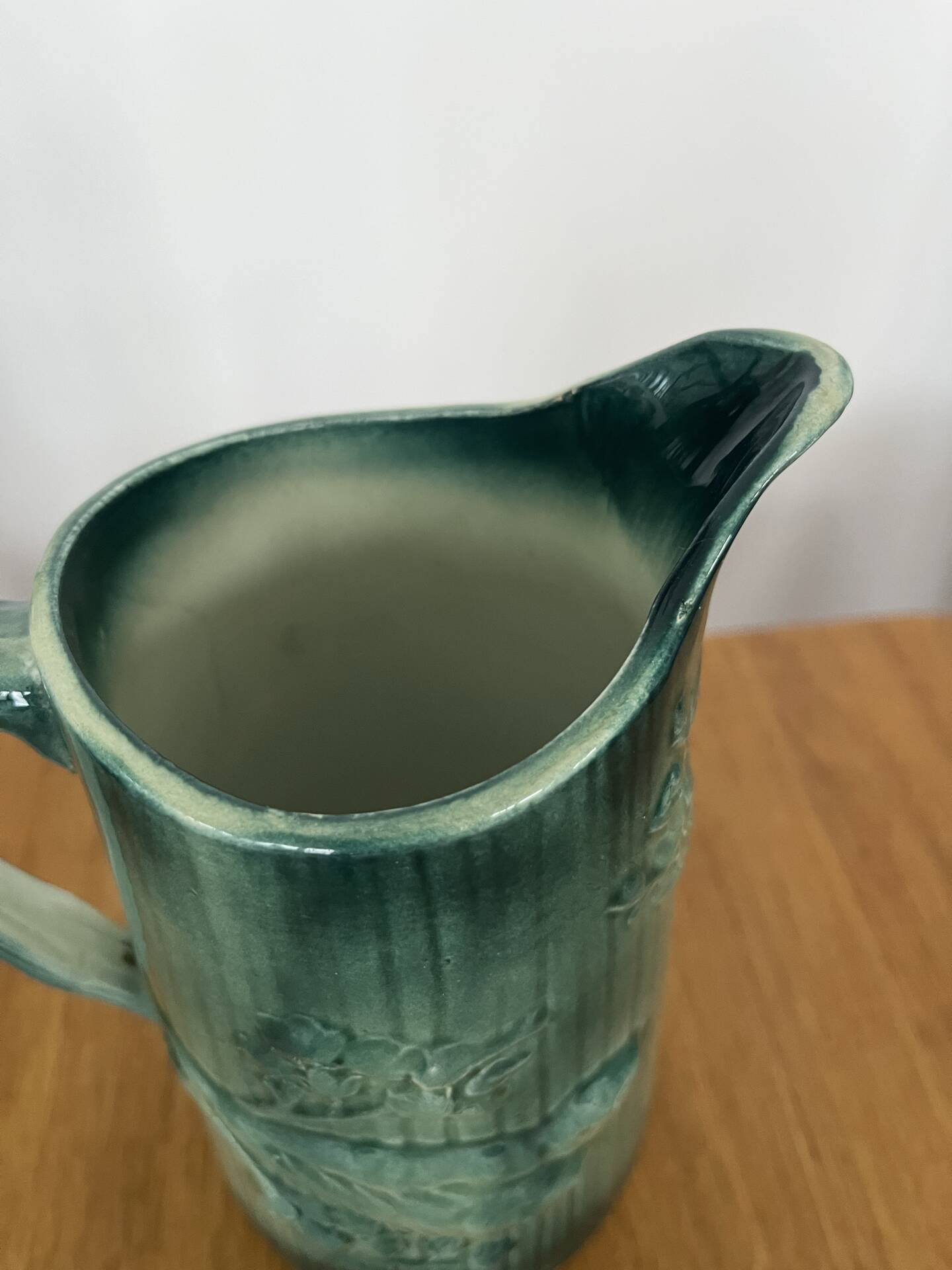 Art Nouveau barbotine pitcher "Swallow"