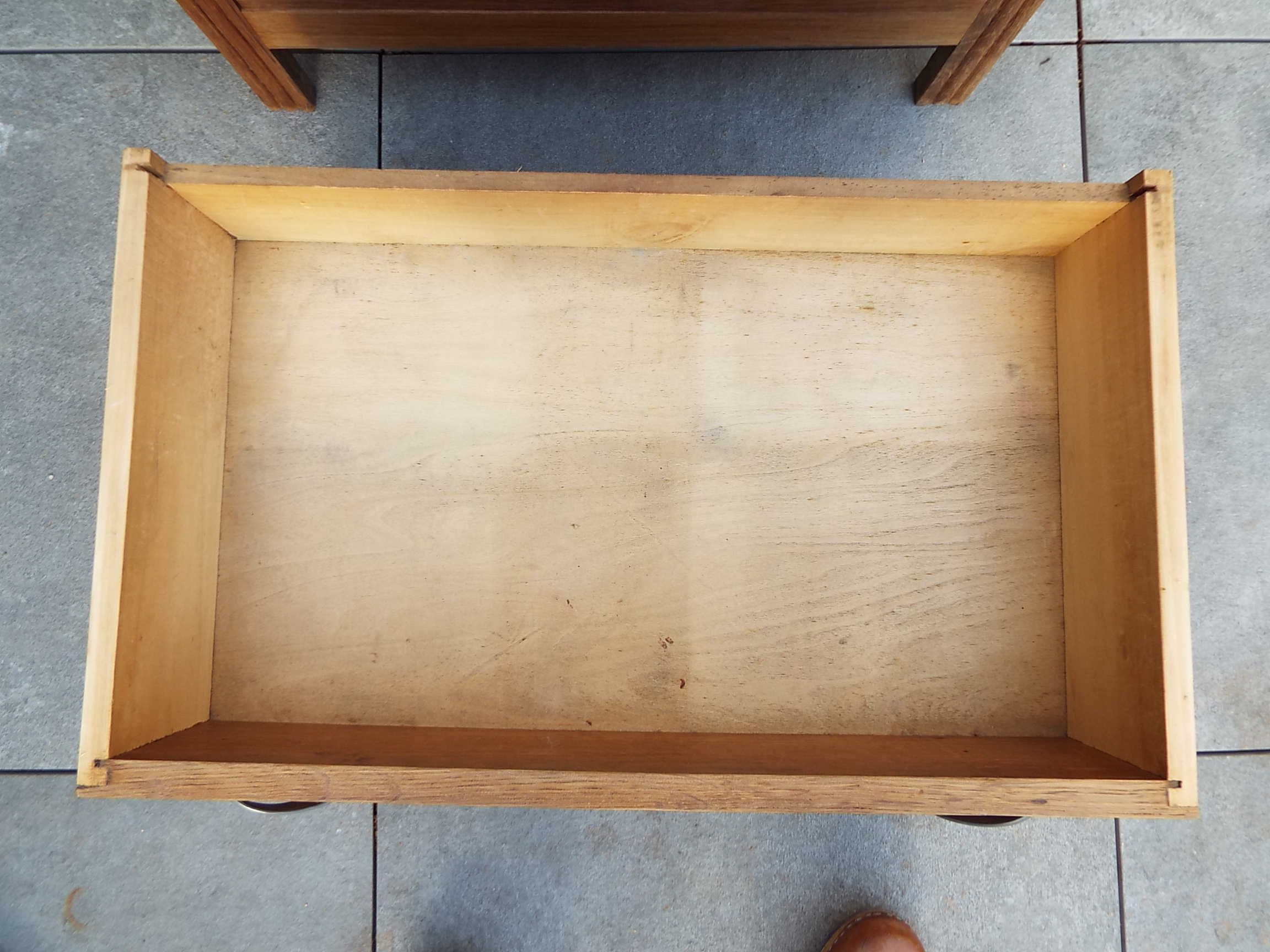 Art Deco chest of drawers