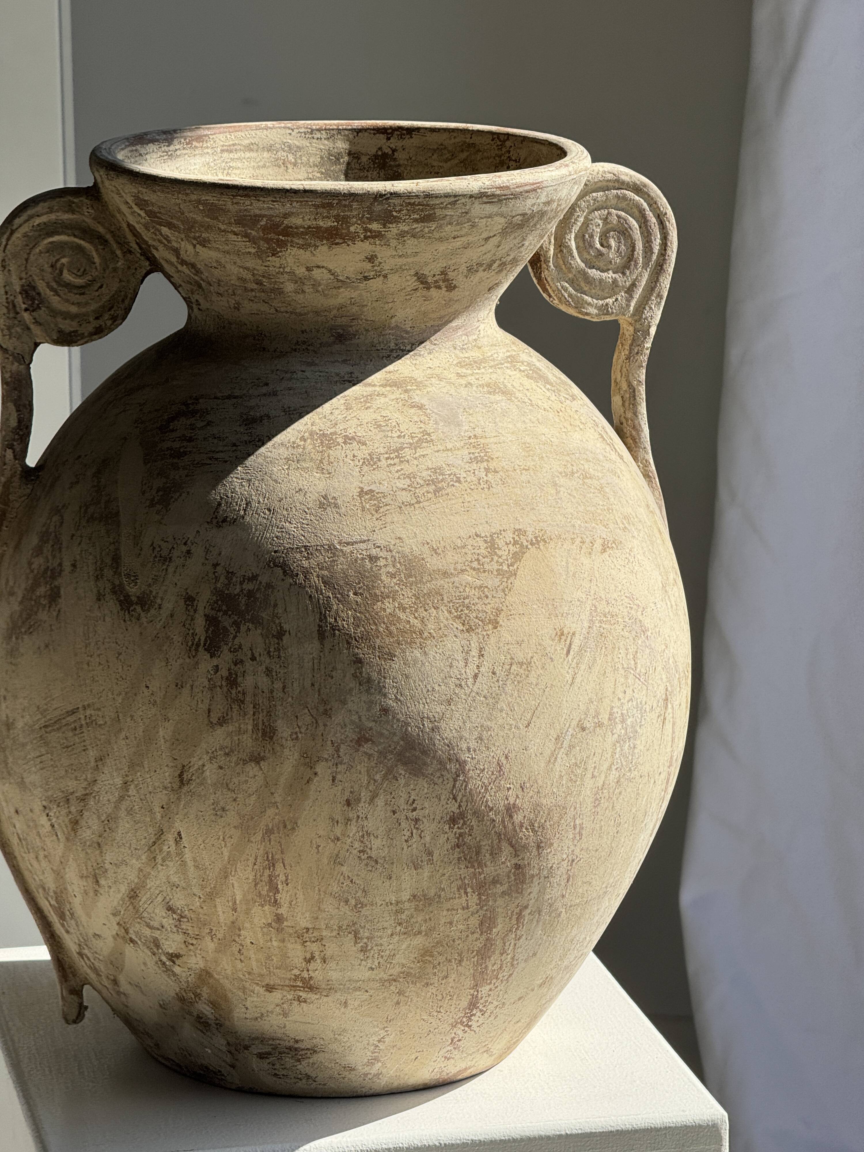 Large cream vase with double spiral handles in antique style, made of terracotta, H42 D3.